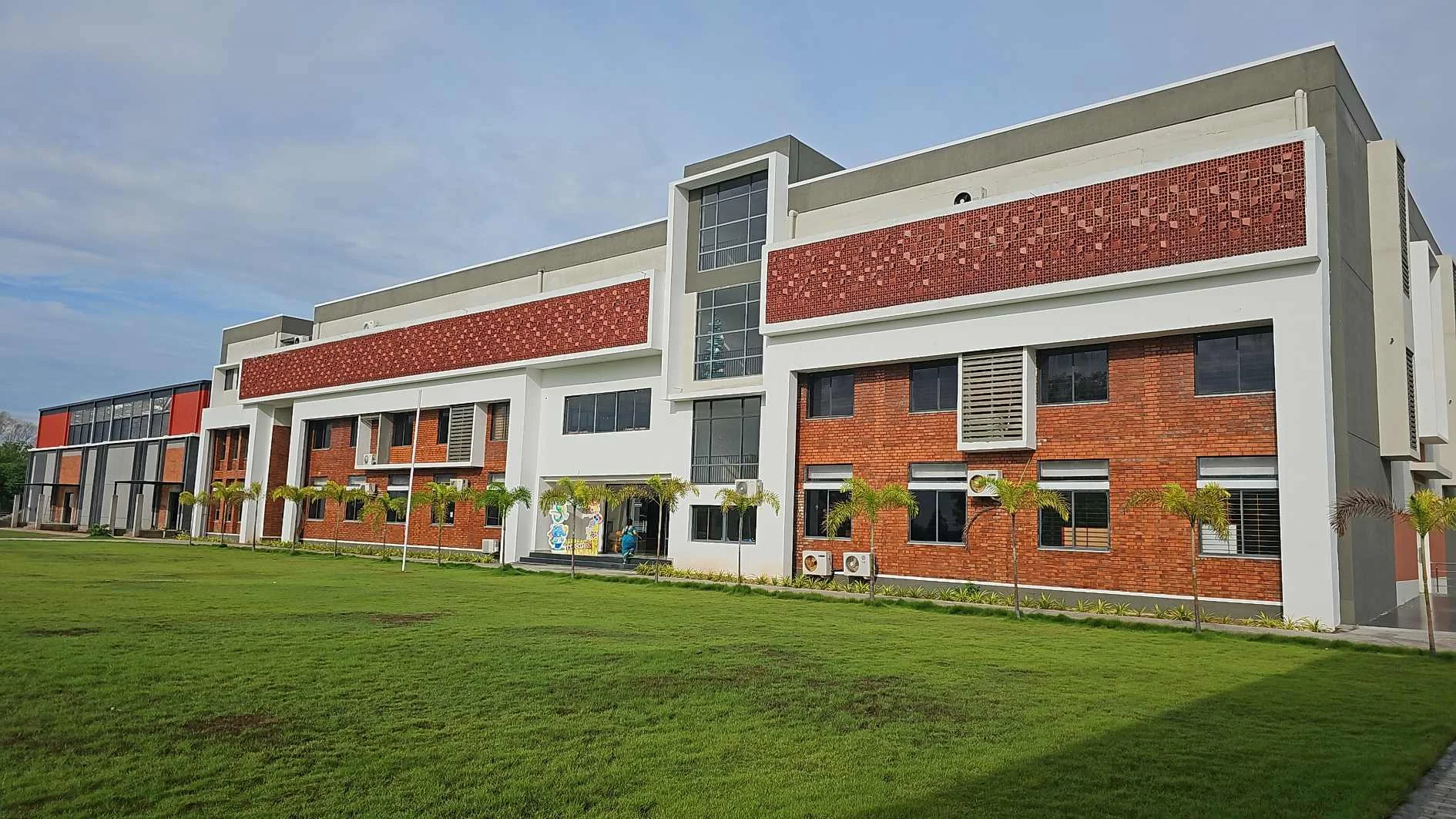 Main campus 1
